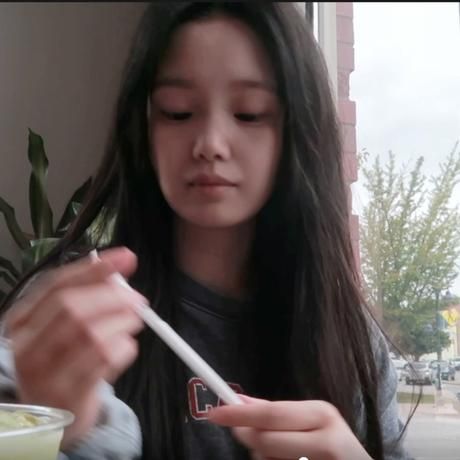Jiayi Liang